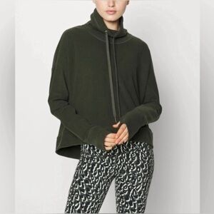 SWEATY BETTY L Harmonise Luxe Funnel Neck oversized Kangaroo Pocket Mountain Grn